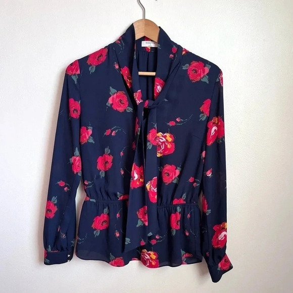 Aritzia Babaton Lucas Floral Blouse‎ - Picture 1 of 13